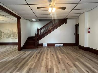 Main picture of 725 Fenelon Pl