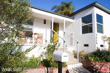 Main picture of 3654 Stewart Ave