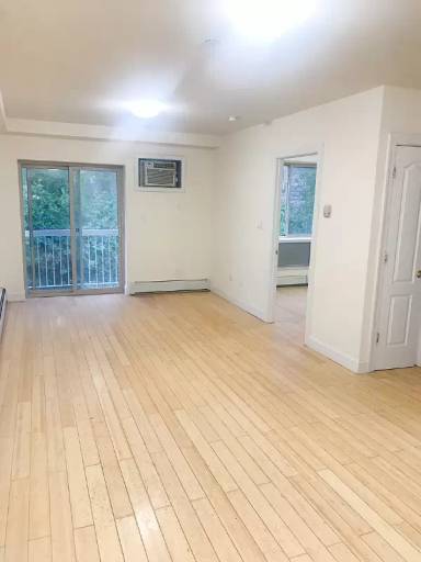 Main picture of 14133 Pershing Cres
