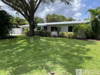 Main picture of 506 SW South River Point Dr