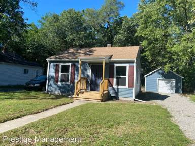 Main picture of 3934 Lincoln St