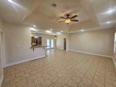 Main picture of 1012 Sherry Ln