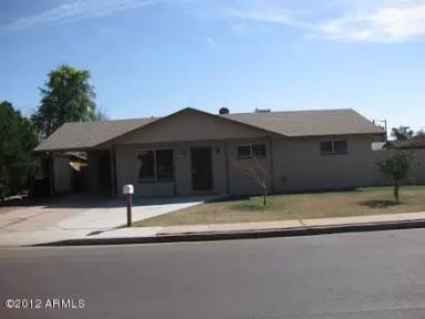 Main picture of 201 E Cullumber Ave