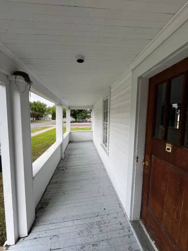 Main picture of 305 Court St