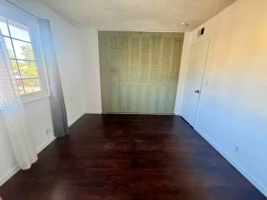Main picture of 5012 Hackberry Ln