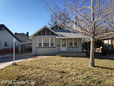 Main picture of 261 N 300 W