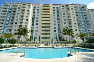 Main picture of The Aston Condo