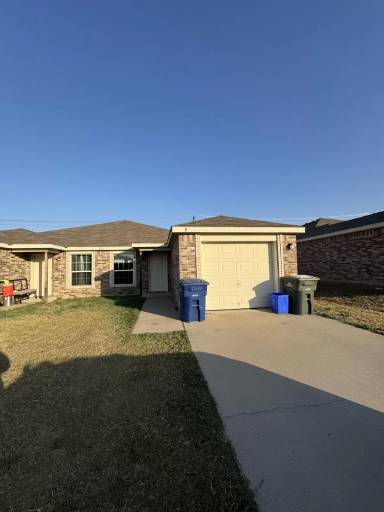 Main picture of 217 Gibson St
