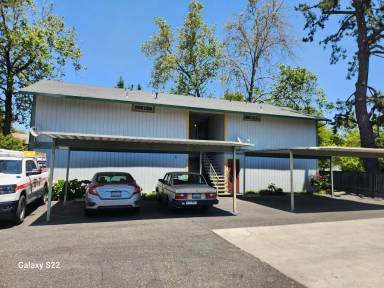 Main picture of 828 Carlita Cir