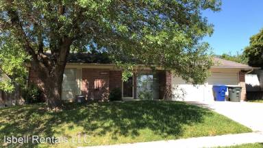 Main picture of 1803 Wayne St