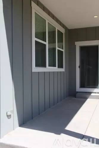 Main picture of 220 Ole Bessie Dr