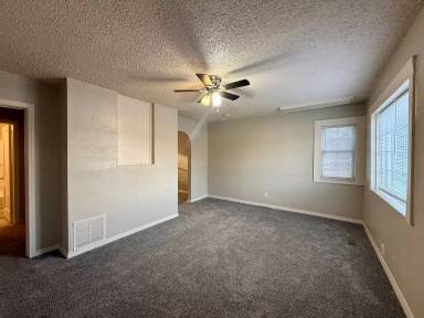 Main picture of 713 S Oliver Ave