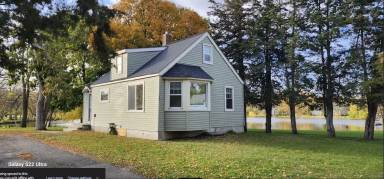 Main picture of 402 4th St S