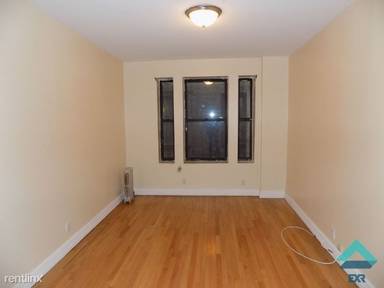Main picture of 23-30 Newtown Ave