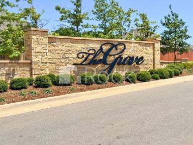 Main picture of 19113 Grove Pkwy