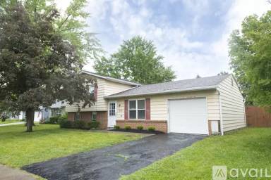 Main picture of 676 Juniper Ln