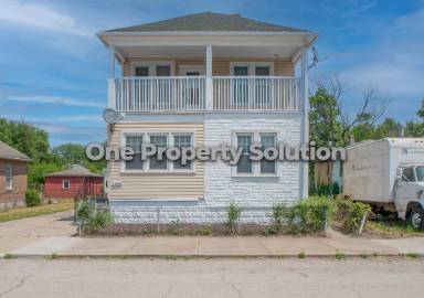 Main picture of 2459 Jefferson St