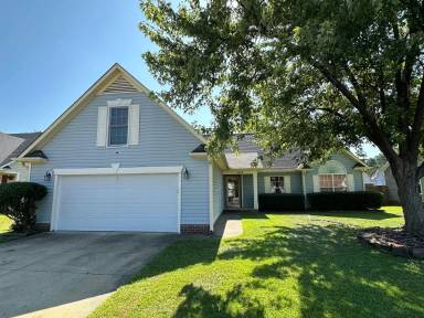 Main picture of 1519 Pinebrook Dr