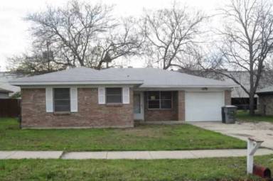 Main picture of 619 Bishop Dr