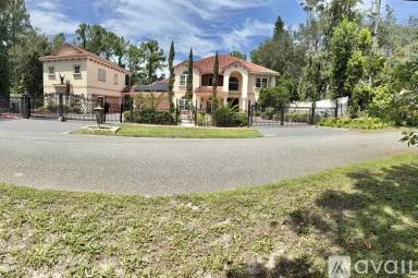 Main picture of 225 Arnold Ln