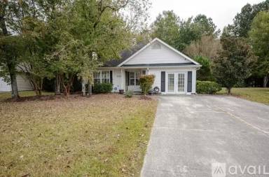 Main picture of 3320 Brucemont Dr
