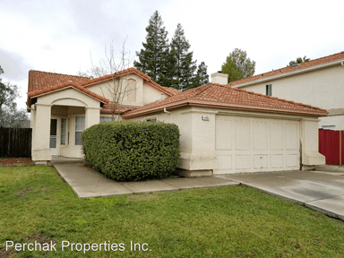 Main picture of 4830 Vinewood Way