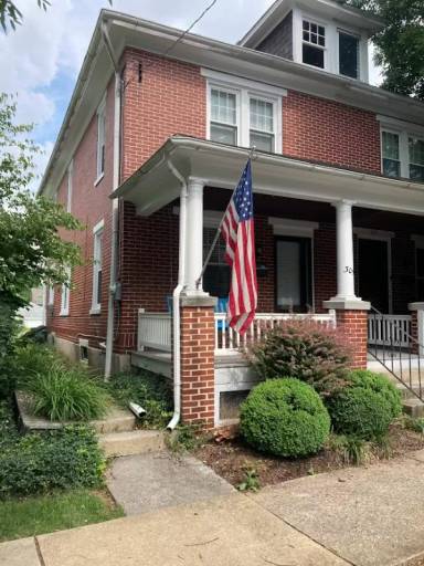 Main picture of 305 S Cedar St