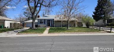 Main picture of 4830 S Pearl St
