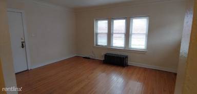 Main picture of 3065 S 7th St