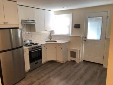 Main picture of 18 Jefferson Ave
