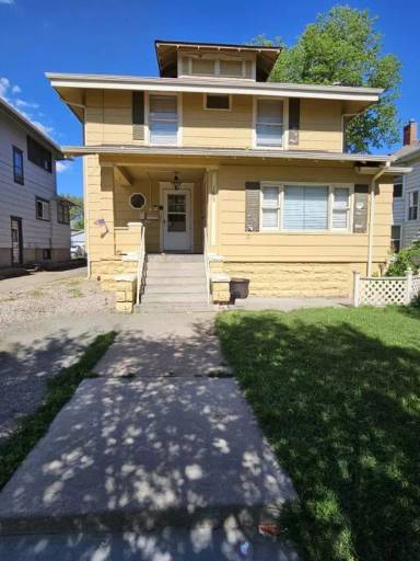 Main picture of 1605 11th Ave