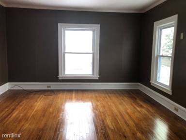 Main picture of 21 Hamilton Ave