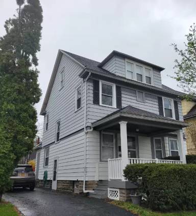 Main picture of 505 Benton St