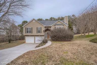 Main picture of 125 Palm Lake Dr