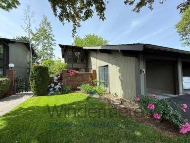Main picture of 601 Village Way