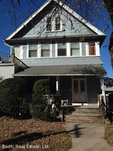 Main picture of 208 Cricket Ave