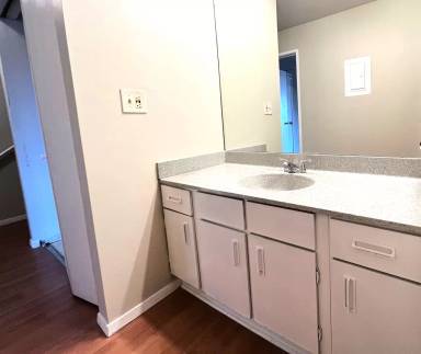 Main picture of 9055 N Park Plaza Ct