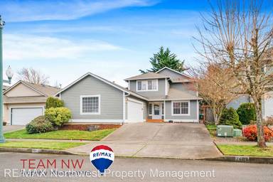 Main picture of 2402 Craig Rd SE