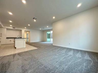 Main picture of 2326 Village Ct