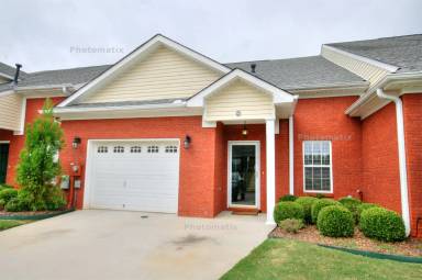 Main picture of 486 Shamrock Dr