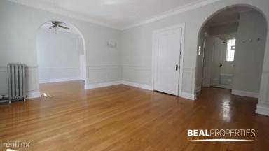 Main picture of 540-48 W Surf St