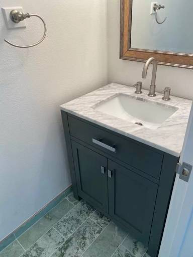 Main picture of 937 Hunt Ave
