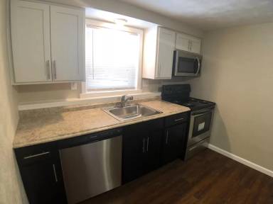 Main picture of 48 Stonecrest Ln