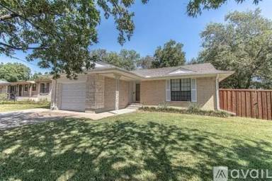 Main picture of 448 Easton Rd