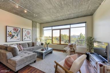 Main picture of L Street Lofts