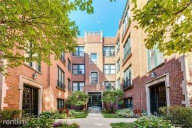 Main picture of 3404 W Carmen Ave
