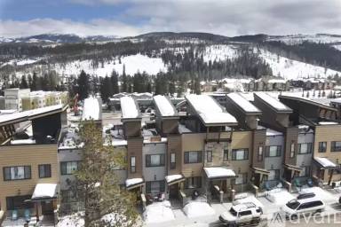 Main picture of 276 Lions Gate Dr