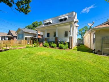 Main picture of 209 4th Ave