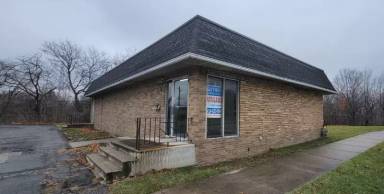 Main picture of 11721 Bellaire Rd