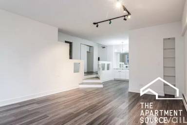 Main picture of 21 E Chestnut